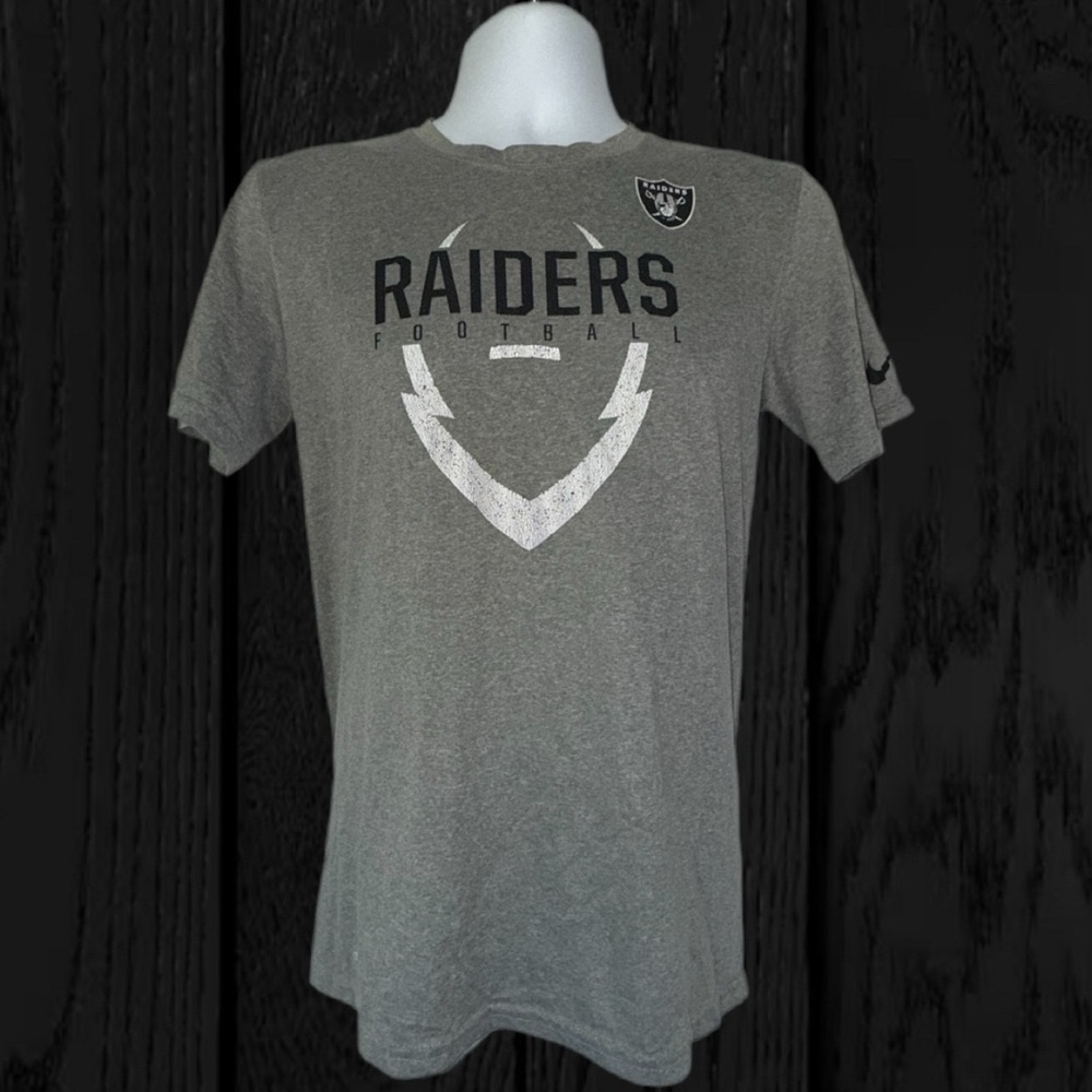 Nike Dri-FIT Raiders T-Shirt Men’s Small | Gray Athletic Tee